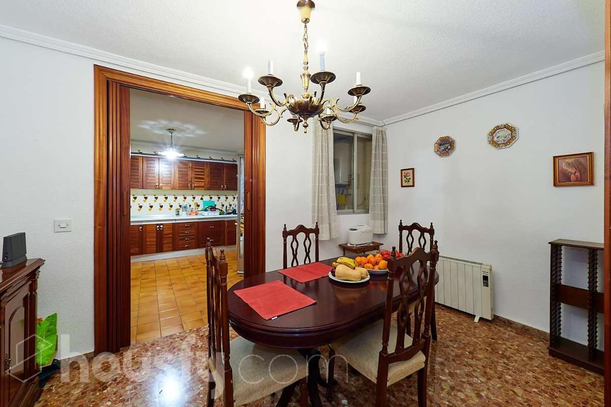 Classic Bedroom In The Center Of Alicante Exterior photo